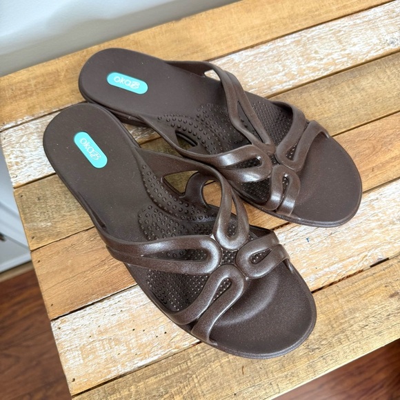 OKA b. Shoes - OKA b. Women's Brown Slide Slip on  Waterproof Sandals Size Large